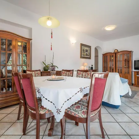 Leila-3 Apartament Umag